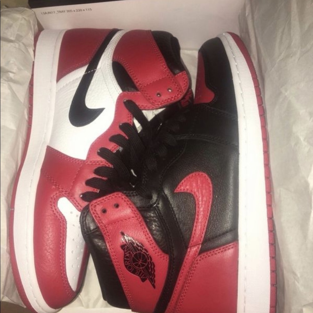 Jordan 1 homage to home